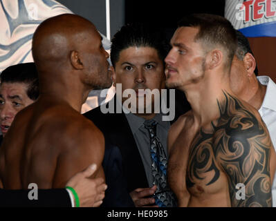 Los Angeles, California, USA. 16th Dec, 2016. (L-R) BERNARD HOPKINS goes face to face-off with JOE SMITH at todays weigh-In at the LA Forum Friday. Hopkins will be fighting Smith for the WBC International light heavyweight championship title Saturday on HBO-PPV. This is the last fight for Bernard Hopkins after a 28yrs in the ring at the age of 51. © Gene Blevins/ZUMA Wire/Alamy Live News Stock Photo