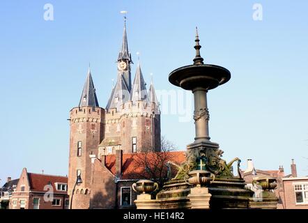 Historic Zwolle Skyline - Sassenpoort, large medieval city gate in Zwolle, Netherlands, seen from Van Nahuysplein park Stock Photo