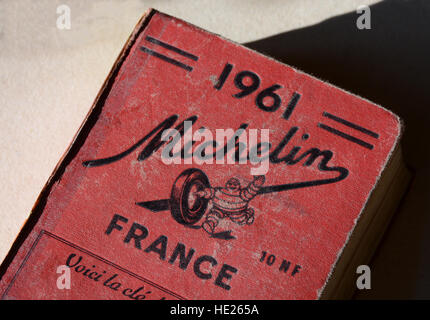 old Michelin red guide France french Stock Photo