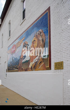 Route 66 memorabilia - wall mural at Pontiac, Livingston County, Illinois, USA. Stock Photo