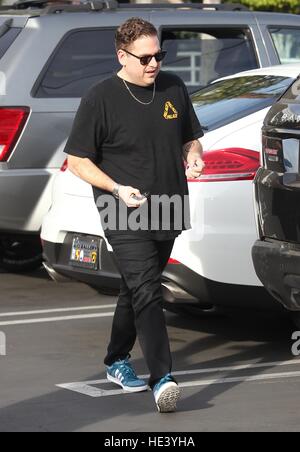 Jonah Hill after leaving a branch of Fred Segal in Beverly Hills, California.  Featuring: Jonah Hill Where: Beverly Hills, California, United States When: 07 Nov 2016 Stock Photo