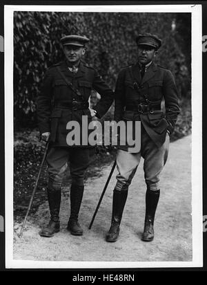 Two famous American war correspondents in France Stock Photo
