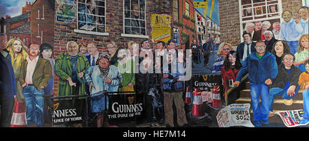 Duke Of York Pub,Belfast - Titanic mural artworks Irish famous people Stock Photo