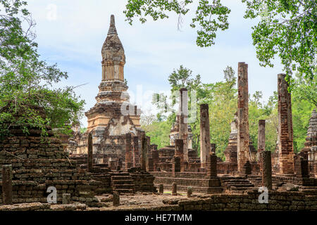 Temples at the Unesco World Heritage listed ruined city of Si Satchanalai Stock Photo