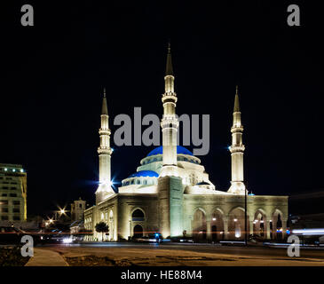 Mohammad Al Amin Mosque landmark in central Beirut city lebanon at night Stock Photo