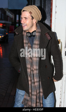 Celebs and their professional partners arrive at Blackpool Tower for rehearsals  Featuring: Danny Mac Where: Blackpool, United Kingdom When: 18 Nov 2016 Stock Photo