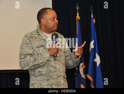 U.S. Air Force Lt. Gen. Samuel A. Greaves addresses the Space and Missile Systems Center at his first commander's call as commander of SMC at Los Angeles Air Force Base in El Segundo, Calif., on July 2, 2014. (U.S. Air Force photo by Tech. Sgt. Sarah Corrice/RELEASED) Stock Photo