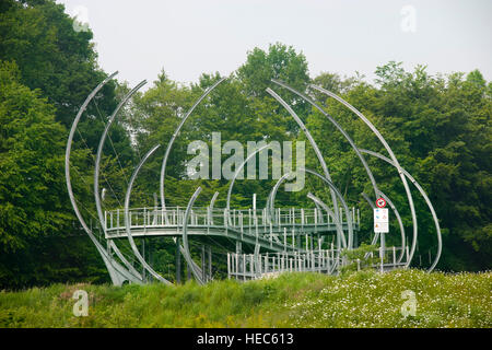 Deutschland, NRW, Kreis Heinsberg, Übach-Palenberg, Ortsteil Windhausen, Klangbrücke am Willy-Dohmen-Park Stock Photo