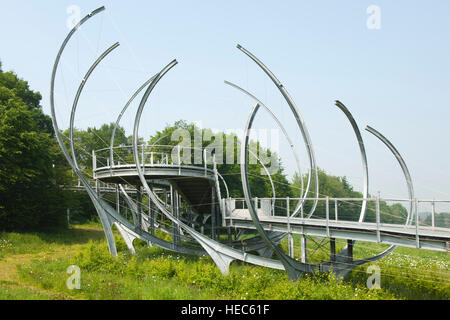 Deutschland, NRW, Kreis Heinsberg, Übach-Palenberg, Ortsteil Windhausen, Klangbrücke am Willy-Dohmen-Park Stock Photo