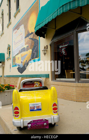 Route 66 memorabilia, Miniature Car, Downtown Pontiac, Livingston County, Illinois, USA. Stock Photo