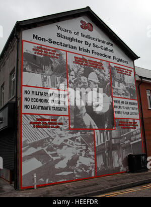 Belfast Unionist, Loyalist Mural Bayardo Bar,Aberdeen St, attack slaughter by IRA Brendan McFarlane Stock Photo