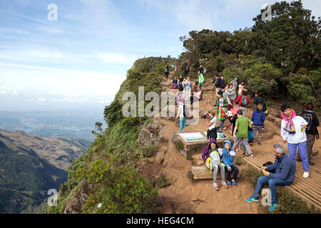 Tourists at viewpoint, World's End, Horton Plains National Park, UNESCO World Heritage Site, Central Province, Sri Lanka Stock Photo