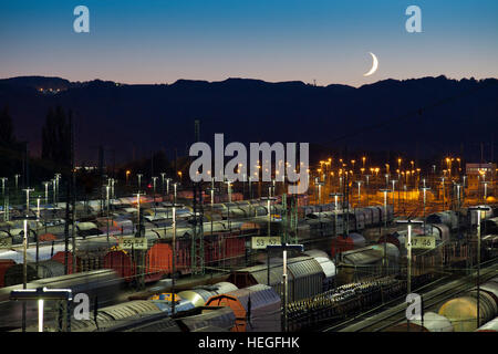 Europe, Germany, Ruhr Area, Hagen, railroad shunting yard in the district Vorhalle, freight trains. Stock Photo