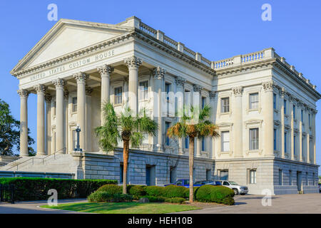 The US Custom House building stands impressively designed in Greek Revival style architecture,  historic downtown Charleston, SC Stock Photo