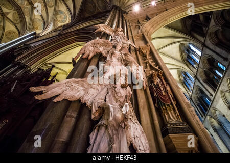 Wiltshire, UK. 20th Dec, 2016. Salisbury Cathedral Christmas Angels © Guy Corbishley/Alamy Live News Stock Photo