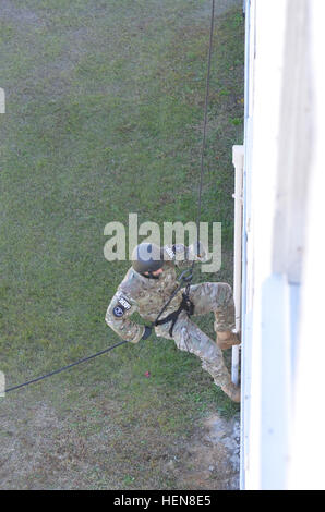 Fbi Rappelling special forces team rappelling from a military helicopter Stock Photo ...