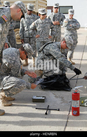 Redeploy Pack Soldiers from the Ironhorse unit conduct training exercises, pack ...
