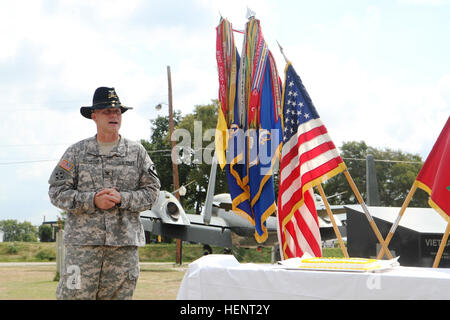 Col. Jeffery Thompson, an Oregon native and the commander for the 1st Air Cavalry Brigade, 1st Cavalry Division, recalls the lineage of the Air Cav during the brigade’s 30th birthday commemoration at the 1st Cav. Div. Museum at Fort Hood, Texas, Sept. 16. The Air Cav was originally constituted in 1963 as the 11th Air Assault Aviation Group, consisting of the 227th, 228th and 229th Aviation Battalions, as part of the 11th Air Assault Division at Fort Benning, Georgia. On July 1, 1965, the unit was redesginated as Headquarters and Headquarters Company, 11th Aviation Group, and reassigned to the  Stock Photo