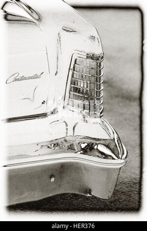 Photo Lincoln Continental 5, Year 1970-1979, auto headlight, Stock Photo