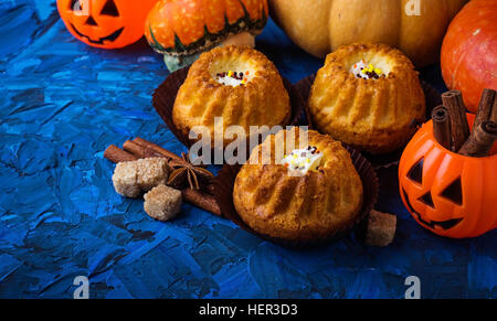 Homemade pumpkin spice cupcakes. Selective focus Stock Photo