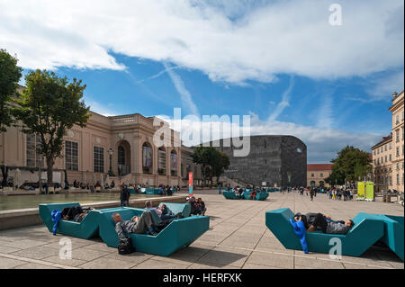 Seats in courtyard, Museumsquartier, Tanzquartier, Museum of Modern Art Ludwig Foundation, Vienna, Austria Stock Photo