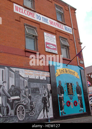 Shankill Road Mural -Lest we Forget, West Belfast, Northern Ireland, UK Stock Photo