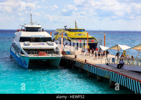 Travel water transport transportation cozumel ferry ferries mexico water  hi-res stock photography and images - Alamy