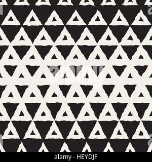 Vector Seamless Black And White Hand Drawn Triangle Halftone Pattern Abstract Background Stock Vector