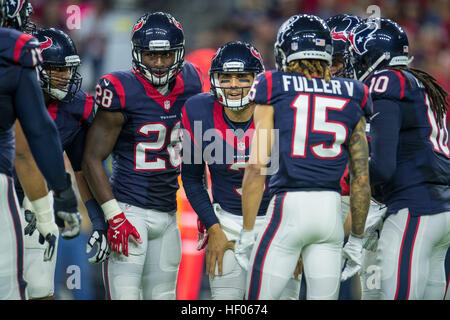 The Cincinnati Bengals huddle during an NFL wild-card football game against  the Baltimore Ravens on Sunday, Jan. 15, 2023, in Cincinnati. (AP  Photo/Emilee Chinn Stock Photo - Alamy