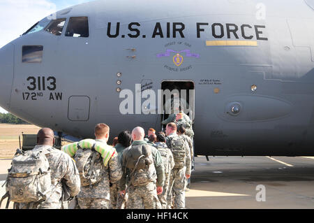 Approximately 150 members of the Mississippi Army and Air National Guard will deployed to Washington, D.C., on Saturday, Jan. 19 to support the 57th Presidential Inauguration ceremony on Monday, Jan. 21. The Army Guard group is comprised of Canton's 112th Military Police Battalion, Brandon's 113th Military Police Company, Clinton's 114th Military Police Company and members of Meridian's 155th Brigade Special Troops Battalion. Air National Guard security force personnel from Jackson's 172nd Airlift Wing and Meridian's 186th Air Refueling Wing are also deploying to form a joint task force and au Stock Photo