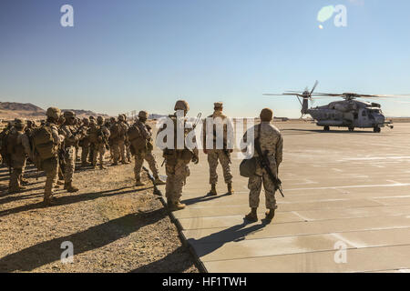 company 1st marine helicopters battalion ch two corps alpha knight sea marines alamy bravo 5th division