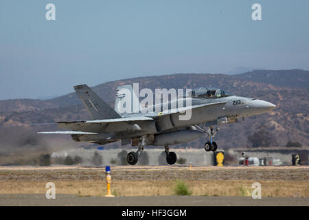 A U.S. Marine F/A-18 Super Hornet assigned to Marine Fighter Attack Training Squadron (VMFAT) 314, Marine Aircraft Group 11, 3rd Marine Aircraft Wing, takes off from Marine Corps Air Station Miramar, San Diego, California, July 14, 2015. (U.S. Marine Corps photo by Cpl. Darien J. Bjorndal, 3rd Marine Aircraft Wing/ Released) F-A-18 Takeoff 150714-M-MF313-003 Stock Photo