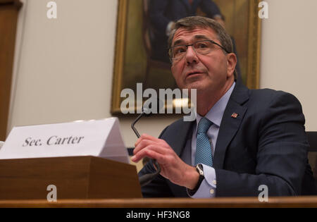 Secretary of Defense Ash Carter testifies before the House Armed Services Committee in Washington D.C. about U.S. strategy in Syria and Iraq and its implications for the region. (DoD photo Mass Communication Specialist 1st Class Tim D. Godbee)(Released) House Armed Services Committee testimony 151201-D-SK590-077 Stock Photo