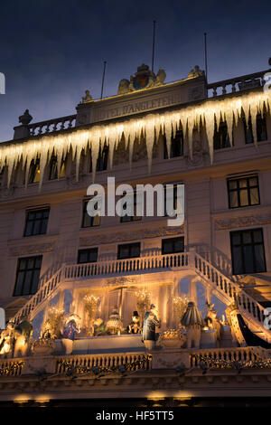 Denmark, Copenhagen, Kongens Nytorv, Hotel, d’Angleterre, nutcracker themed Christmas decorations at dusk Stock Photo