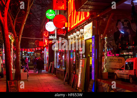 reeperbahn pauli hamburg district light st night germany alamy