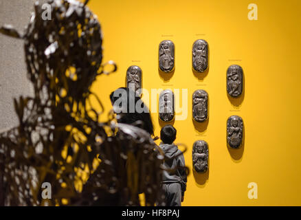 Madrid, Spain. 30 th December, 2016.  A sculpture view according forms of devotion in Indian art. Conde Duque cultural center, Madrid, Spain. Enrique Davó/Alamy Live News. Stock Photo