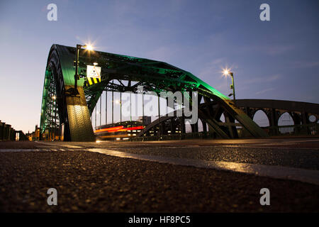 Sunderland, UK. 30th Dec, 2016. Daybreak over Wearmouth Bridge in Sunderland, England. The bridge was designed by Mott, Hay and Anderson and opened in 1929. © Stuart Forster/Alamy Live News Stock Photo