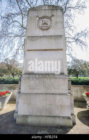 War Memorial erected in 1924 to commemorate the members of the 1/24th and 2/24th County of London Battalions, who died between 1914-1918 Stock Photo