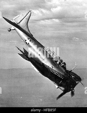 Douglas SBD Dauntless in a bombing dive c1942 Stock Photo