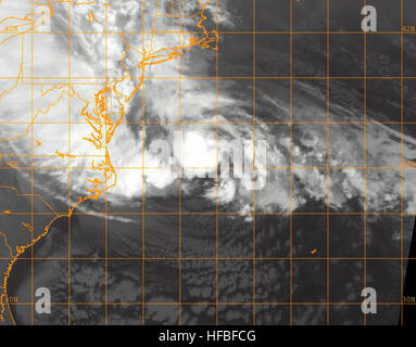 WASHINGTON (Oct. 29, 2012) A GOES-13 infrared satellite image of Hurricane Sandy provided by the U.S. Naval Research Laboratory (NRL) in Monterey, Calif., shows the storm at approximately 3:00 a.m.. EST in the Atlantic Ocean. (U.S. Navy photo/Released) 121029-N-ZZ999-001 Join the conversation http://www.facebook.com/USNavy http://www.twitter.com/USNavy http://navylive.dodlive.mil  - Official U.S. Navy Imagery - A GOES-13 infrared satellite image of Hurricane Sandy. Stock Photo