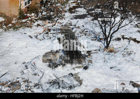 120406-N-DC018-447 VIRGINIA BEACH, Va. (April 6, 2012) Firefighting foam covers the scene of a crash of an F/A-18D Hornet assigned to Strike Fighter Squadron (VFA) 106, April 6, 2012. Initial reports indicate that at approximately 12:05 p.m., the jet crashed just after takeoff at an apartment complex in Virginia Beach. Both air crew safely ejected from the aircraft and are being treated at a local hospital. (U.S. Navy photo by Mass Communication Specialist 3rd Class Antonio P. Turretto Ramos/Released)  - Official U.S. Navy Imagery - Firefighting foam covers the scene of a crash of an F-A-18D H Stock Photo