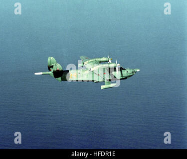 An air-to-air right side view of a Soviet Be-12 Mail anti-submarine and maritime patrol amphibian flying boat. Be-12(1Apr1990) Stock Photo