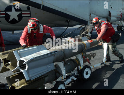 File:US Navy 040417-N-4565G-001 Lt.j.g. Julin Rosemand, assigned to Fixed  Wing Training Squadron One (VT-1), completes a successful landing in a T-45C  Goshawk aboard USS John F. Kennedy (CV-67).jpg - Wikipedia