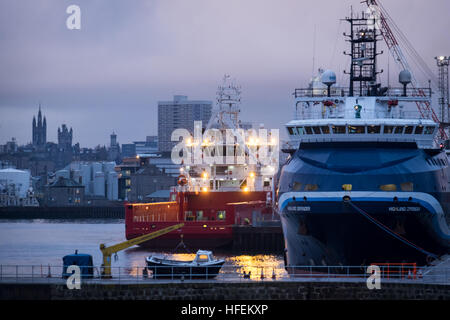 Ships in the port of Aberdeen Stock Photo