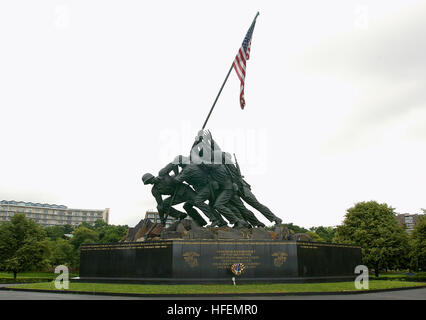 030617-N-9593R-092 Arlington, Va. (Jun. 17, 2003) -- The Marine Corps War Memorial stands as a symbol of this grateful Nation's esteem for the honored dead of the U.S. Marine Corps.  While the statue depicts one of the most famous incidents of World War II, the memorial is dedicated to all Marines who have given their lives in the defense of the United States since 1775.  The base of the memorial is made of rough Swedish granite. Burnished in gold on the granite are the names and dates of every principal Marine Corps engagement since the founding of the Corps, as well as the inscription: 'In h Stock Photo