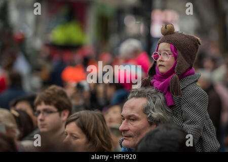 London, UK. 1st Jan, 2017. The New Years day parade passes through central London form Piccadilly to Whitehall. London 01 Jan 2017 © Guy Bell/Alamy Live News
