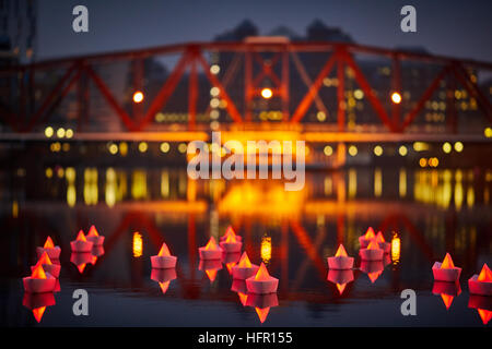 Manchester Salford Quays docks basin show   Voyage by Aether & Hemera features a total of 198 origami boats which will float on the water in Dock 9. T Stock Photo