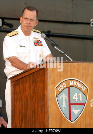 San Diego (June 03, 2006) - Chief of Naval Operations Adm. Mike Mullen delivers a speech for the Victory of Midway Commemoration at the San Diego Aircraft Carrier Museum aboard ex-USS Midway (CV 41). The commemoration is held annually to remember Sailor sacrifices and victory at the Battle of Midway in 1942. U.S. Navy photo by PhotographerÕs Mate Airman Apprentice Joshua Valcarcel (RELEASED) US Navy 060605-N-9689V-313 Chief of Naval Operations Adm. Mike Mullen delivers a speech for the Victory of Midway Commemoration at the San Diego Aircraft Carrier Museum aboard ex-USS Midway (CV 41) Stock Photo