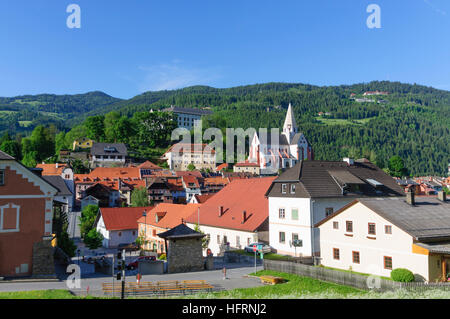 Murau: Castle and parish church of St. Matthew, Murtal, Steiermark, Styria, Austria Stock Photo