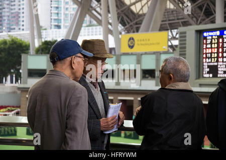 Hong Kong, Hong Kong. 01st Jan, 2017. 100,000 racing fans can't wait to try their luck at Hong Kong Jockey Club's 'Lucky Star January 1 Race Day' in Shatin Racecourse. 1st January 2017 © Alda Tsang/Pacific Press/Alamy Live News Stock Photo